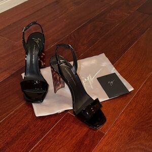Giuseppe Zanotti Black Patent Slingback Sandals with Tortoiseshell Block Heel